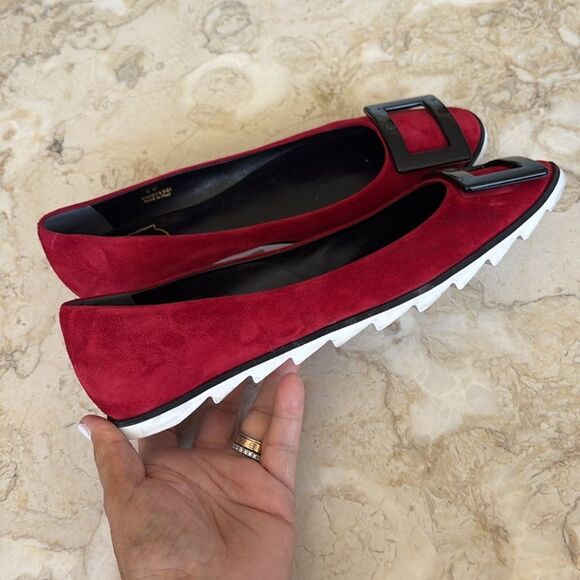 Roger Vivier Red Suede Gommette Ballet Flats - Picture 13 of 15